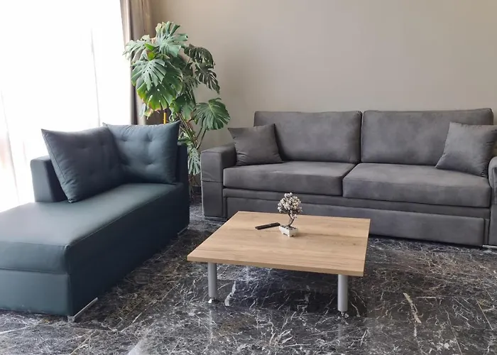 Ladadika 5th Floor Apartment *